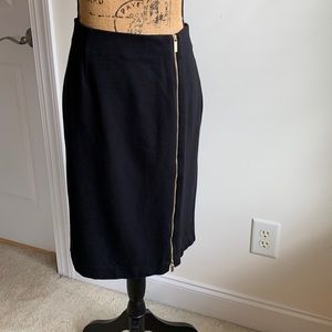 Chicos Black Stretchy Pencil Skirt with Gold Zipper.  Size 0 or Small.